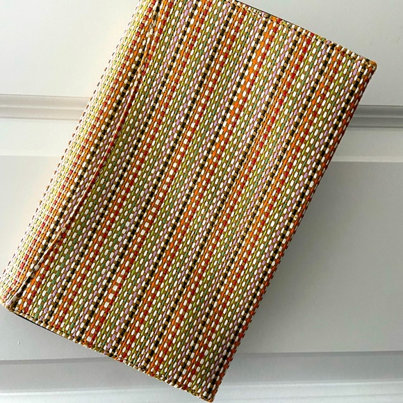 Multi-colored clutch - Picture 2 of 2